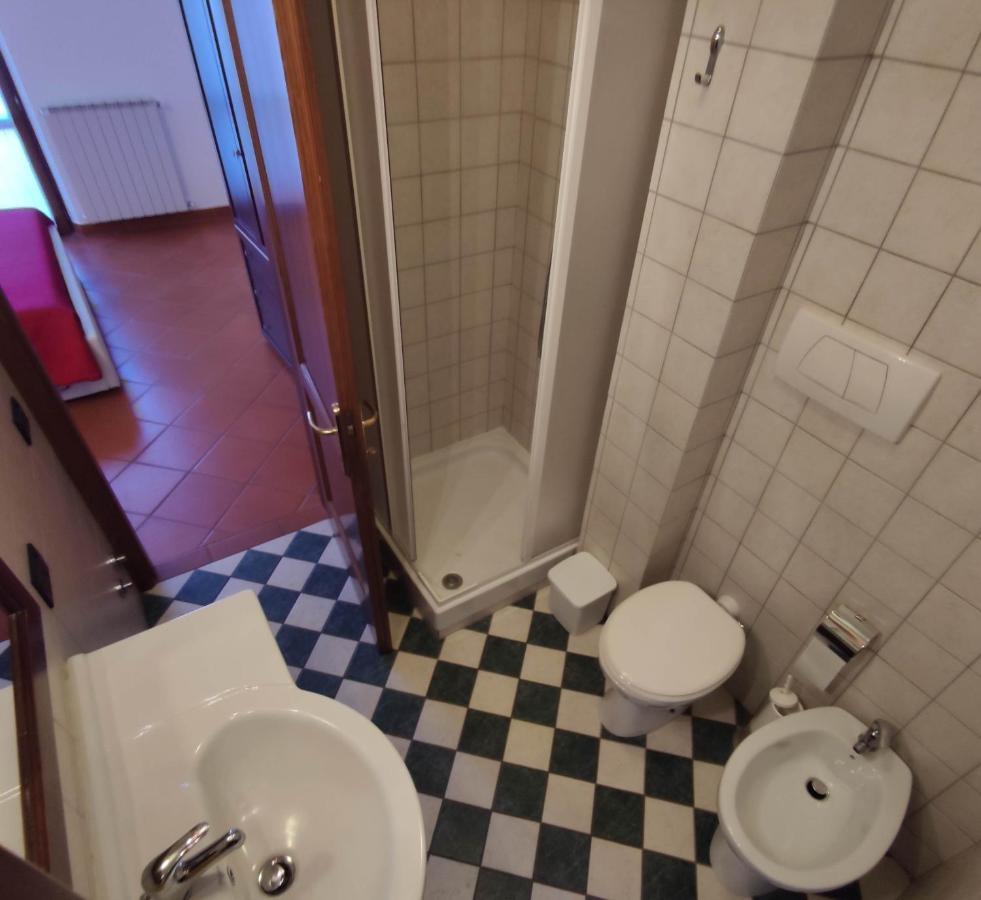 M&M Pinzi Suite Apartment Montepulciano Stazione Exterior foto