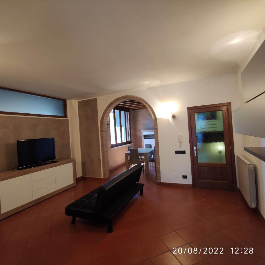 M&M Pinzi Suite Apartment Montepulciano Stazione Exterior foto