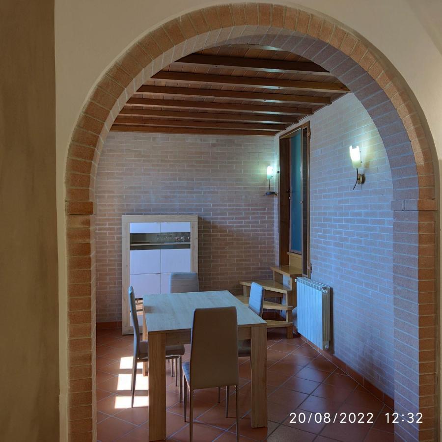 M&M Pinzi Suite Apartment Montepulciano Stazione Exterior foto