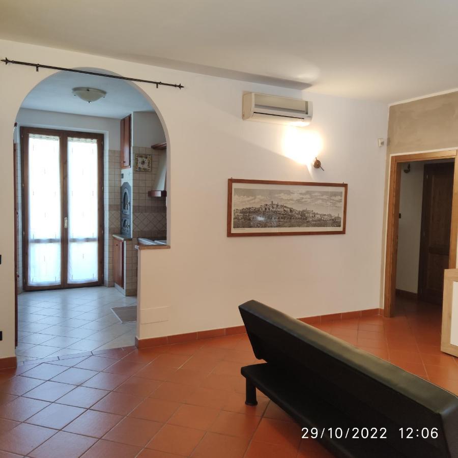 M&M Pinzi Suite Apartment Montepulciano Stazione Exterior foto